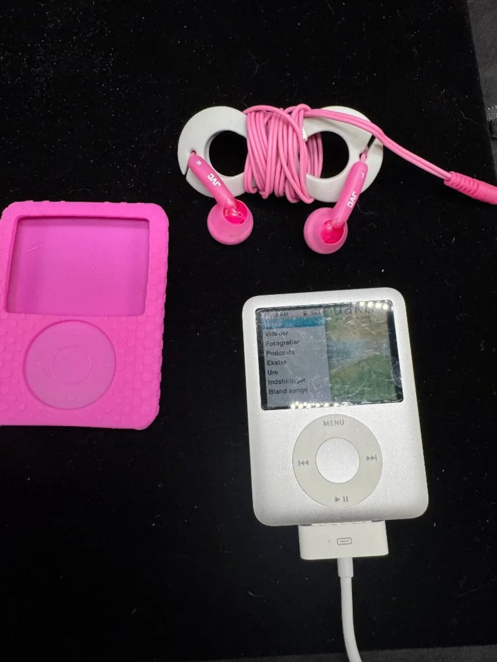 IPod Nano 3rd Generation 4gb (Bundle USB Cable/earbuds/Case) Tested Works - Picture 5 of 7